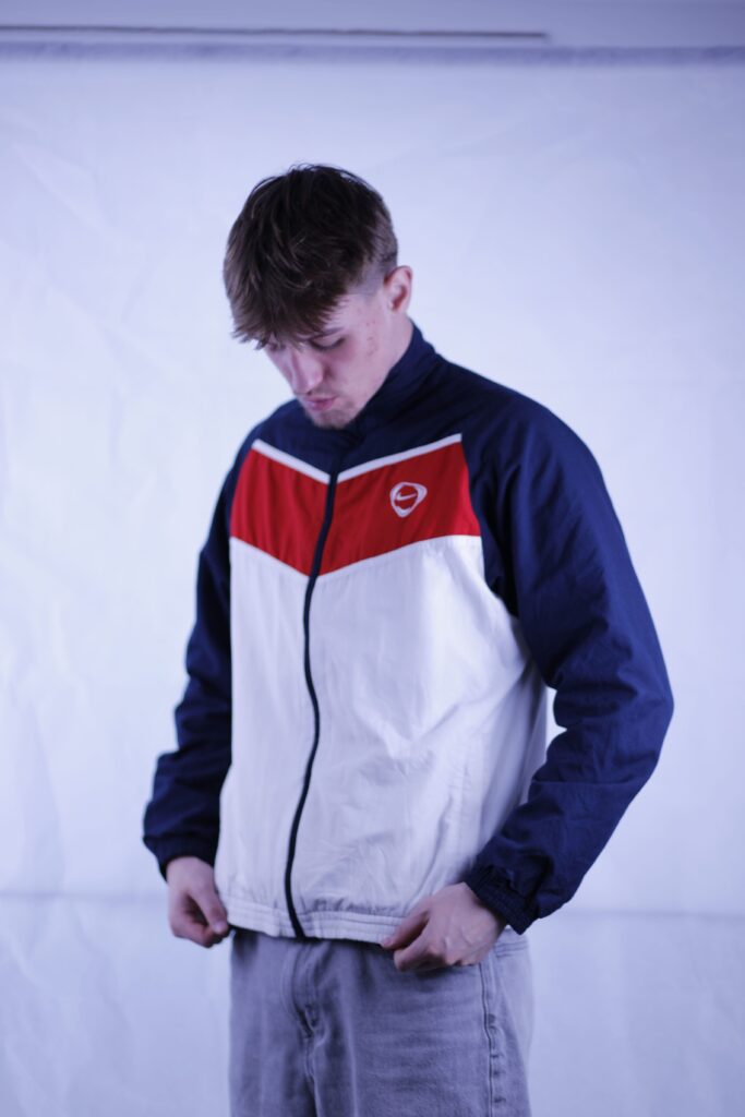 Nike Vintage Track Jacket M - Retro Streetwear