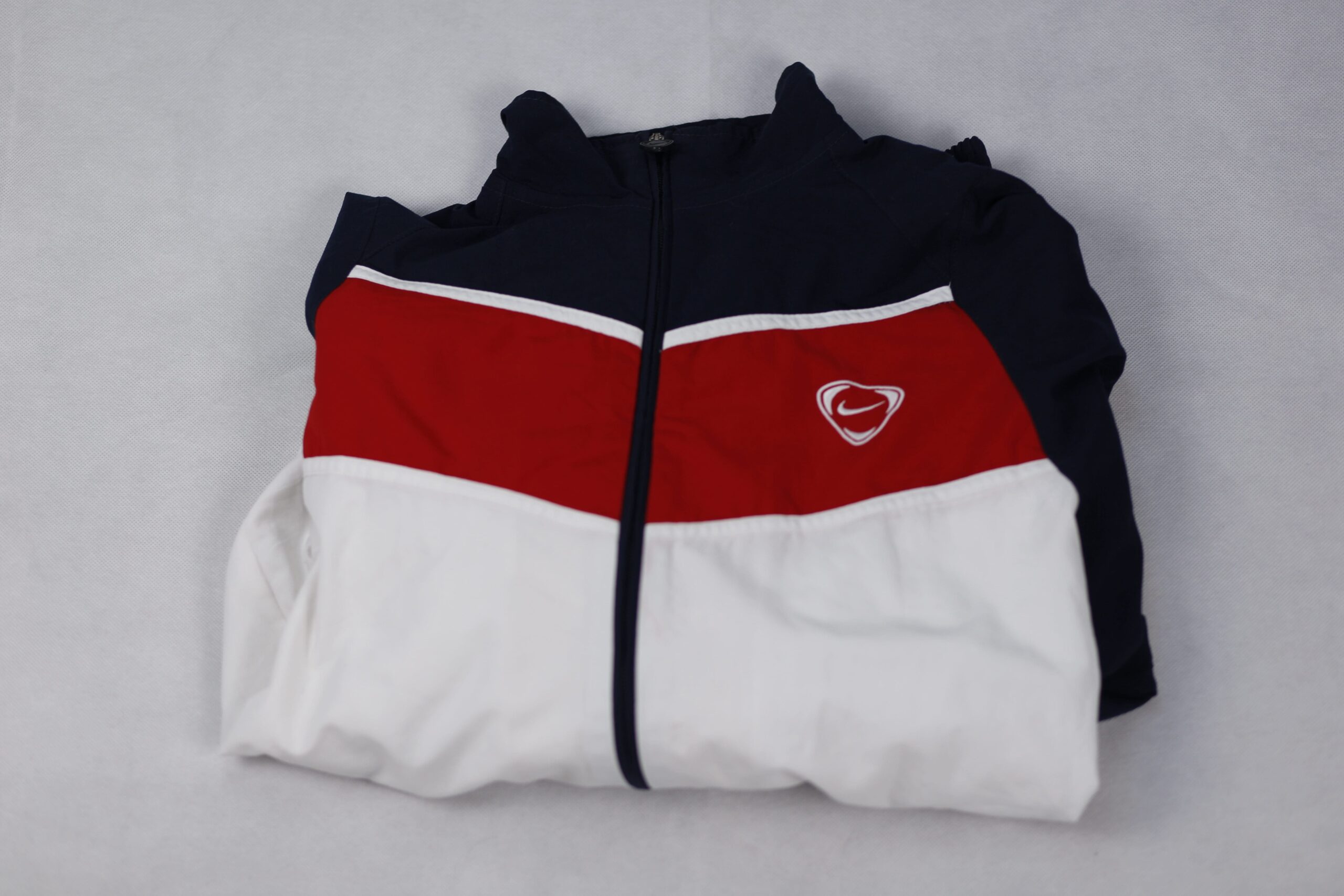 Nike Vintage Track Jacket M - Retro Streetwear – Bild 5